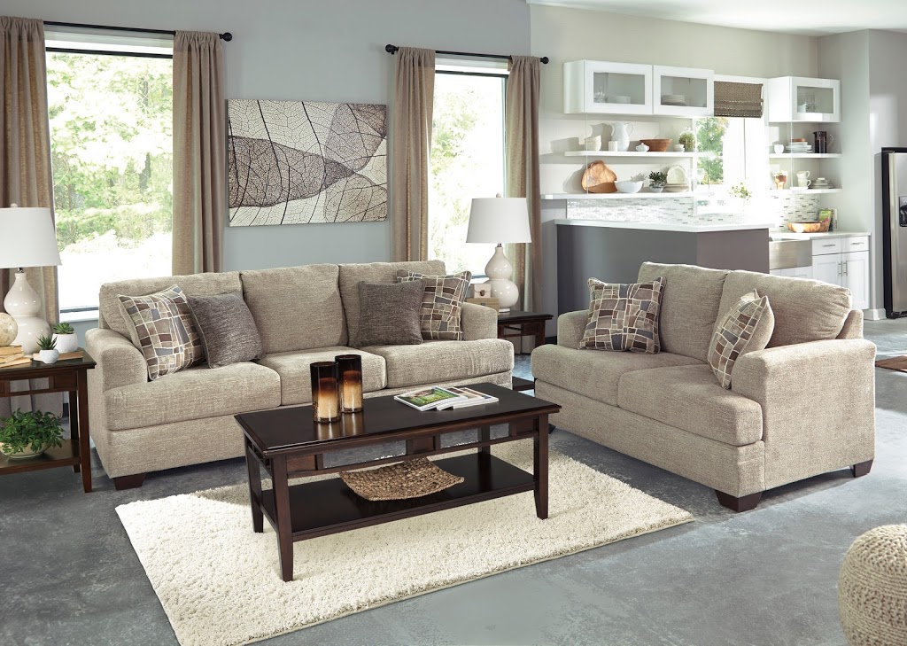 St. Jacobs Furniture House | 30 Benjamin Rd, Waterloo, ON N2V 2J9, Canada | Phone: (519) 746-0060