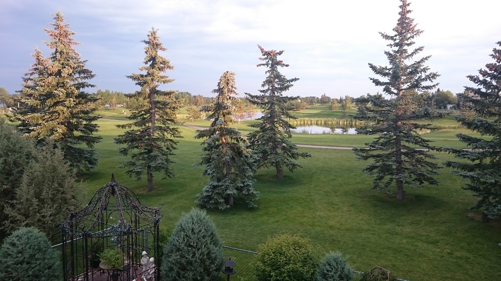 Lakeside Golf Club | 555 Lakeside Greens Dr, Chestermere, AB T1X 1C5, Canada | Phone: (403) 569-9111