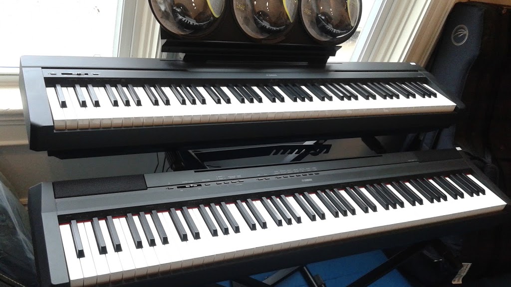 Buchanans House of Music | 15 Edgewater St, Mahone Bay, NS B0J 2E0, Canada | Phone: (902) 531-3310