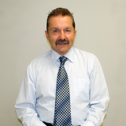 Dr. Andrew Davidson & Dr. Paul Coyne | 5709 Main St, Niagara Falls, ON L2G 5Z3, Canada | Phone: (905) 358-9513
