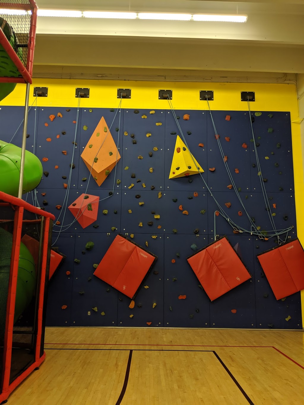 Cobourg YMCA | 339 Elgin St W, Cobourg, ON K9A 4X5, Canada | Phone: (905) 372-0161