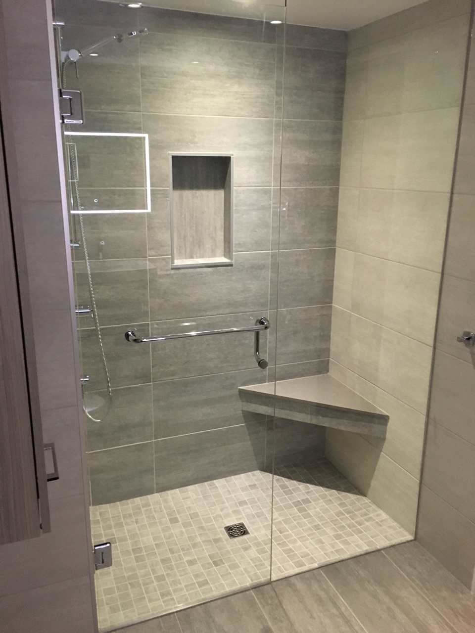 UneeK Renovations | 416 Kitty Murray Ln, Ancaster, ON L9K 0E2, Canada | Phone: (905) 818-5626