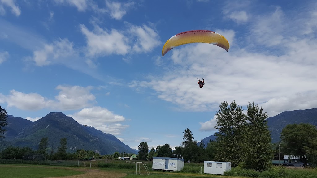 Pemberton Meadows Fields | Pemberton Meadows Rd, Squamish-Lillooet C, BC V0N 2L2, Canada | Phone: (604) 894-6135