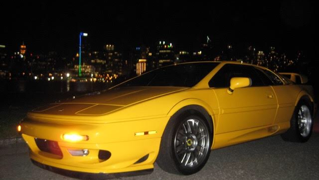De Vellis Auto Centre Ltd | 124 E Columbia St, New Westminster, BC V3L 3V8, Canada | Phone: (604) 524-3688