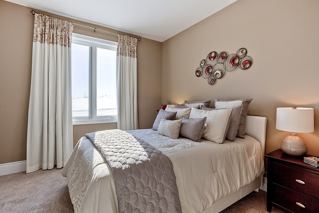 Centre Staged Inc. | 7-265 Hanlon Creek Boulevard, Guelph, ON N1C 0A1, Canada | Phone: (519) 591-2656