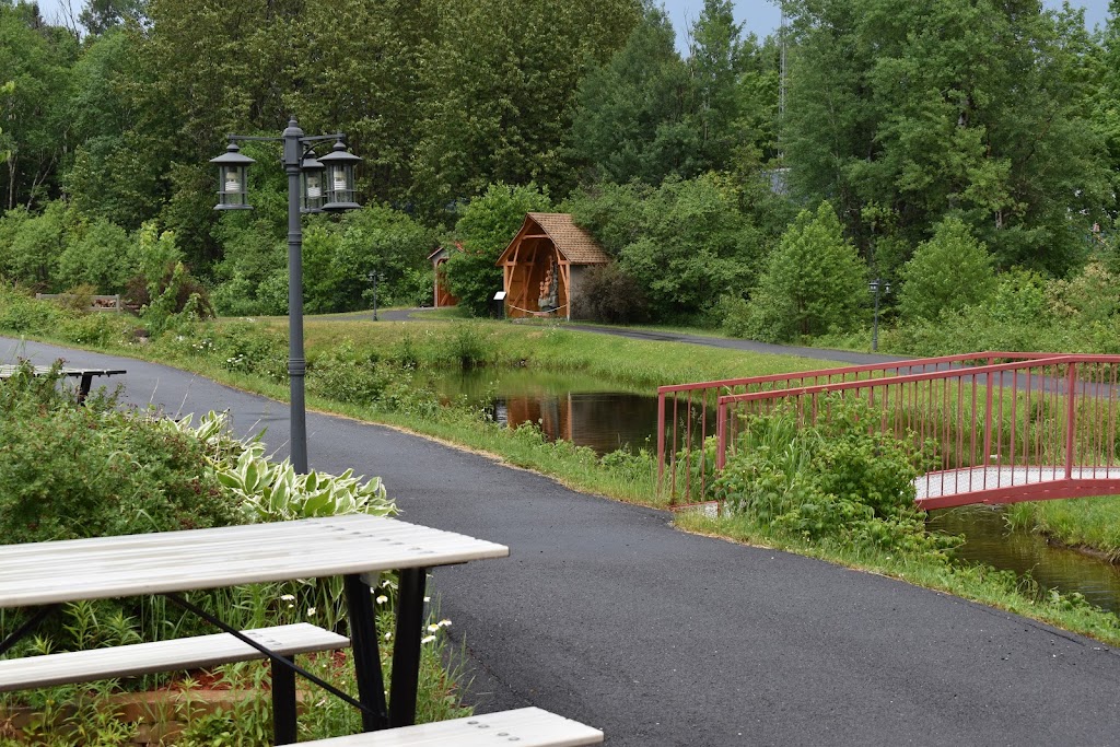 Havre Du Lac Inc | 724 Rte Principale, Sainte-Félicité, QC G0R 4P0, Canada | Phone: (418) 359-2031
