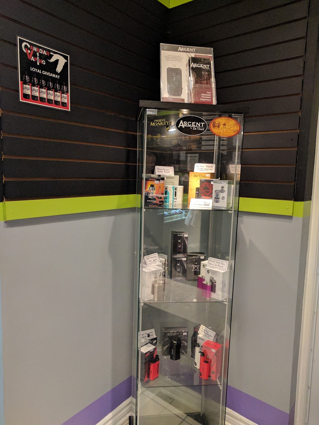 Vape Xpress Manotick | 990 River Rd, Manotick, ON K4M 1B9, Canada | Phone: (613) 692-1132