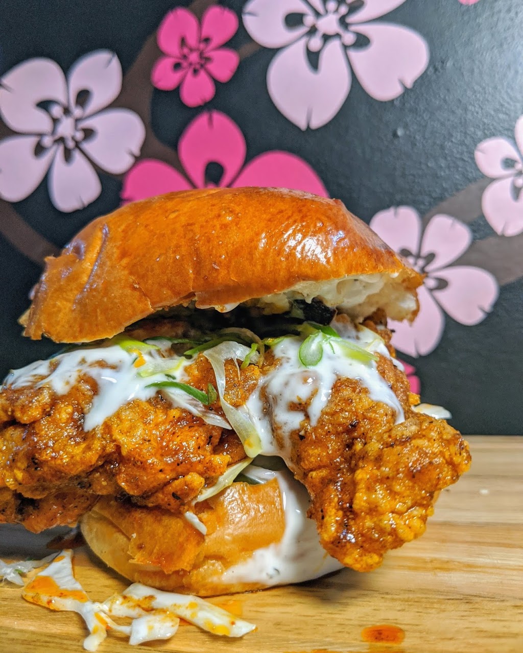 Tokyo Hot Fried Chicken | 928 College St, Toronto, ON M6H 1A4, Canada | Phone: (647) 488-6673