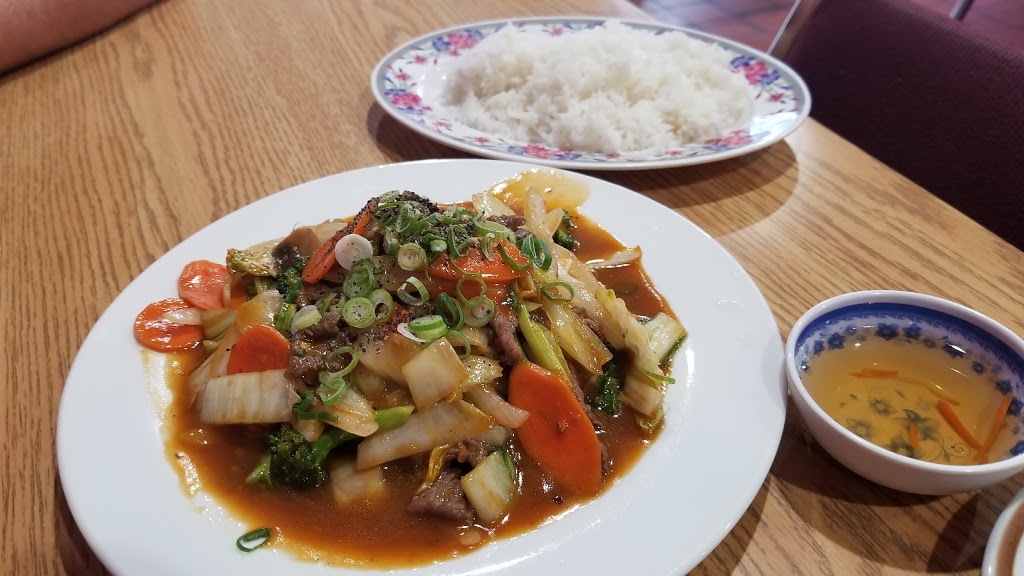 D&P Vietnamese Restaurant | 860 Victoria Ave E, Regina, SK S4N 7A9, Canada | Phone: (306) 522-3777