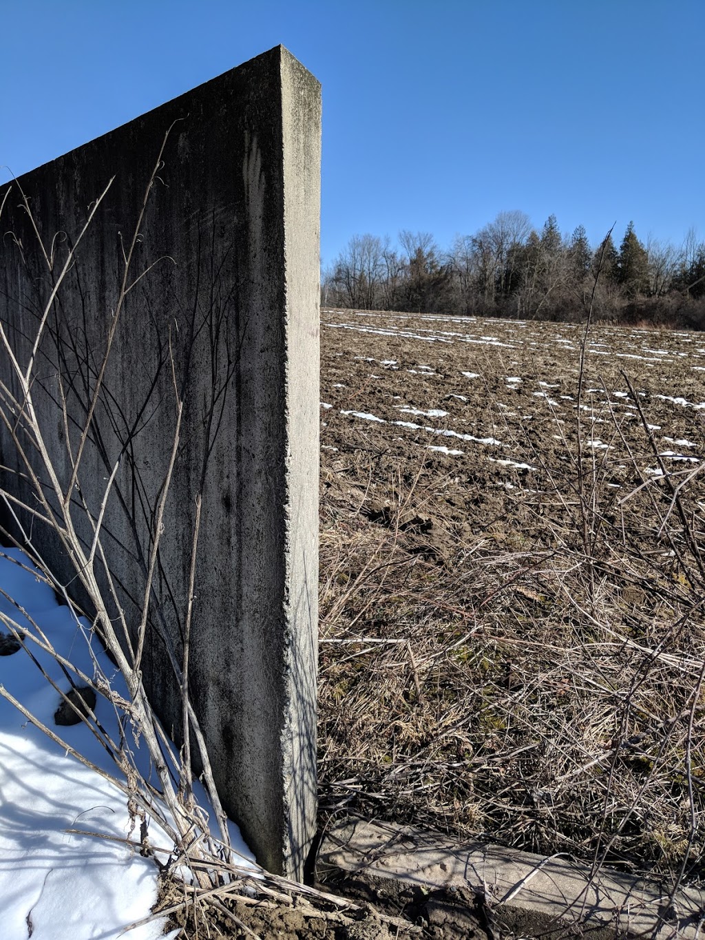 Shift by Richard Serra | King, ON L7B 1C6, Canada