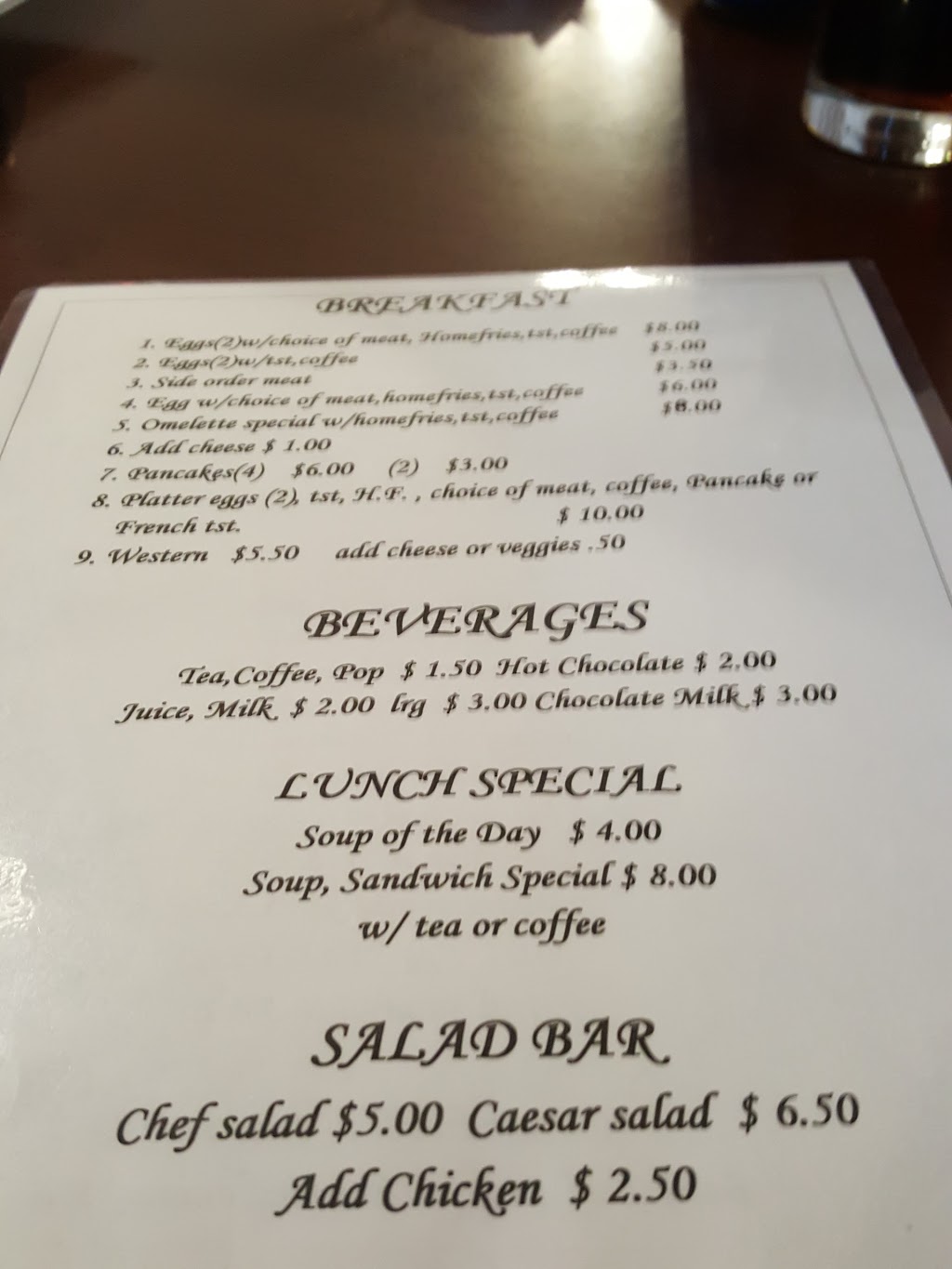 Colonial Inn Restaurant & Dining Room | 28 Cedar St, Coniston, ON P0M 1M0, Canada | Phone: (705) 694-4761