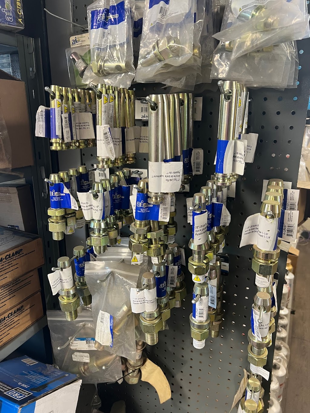 Moteur Dolbeau & Équipements sur Demande | 2305 Bd Wallberg, Dolbeau-Mistassini, QC G8L 1K3, Canada | Phone: (418) 276-1874
