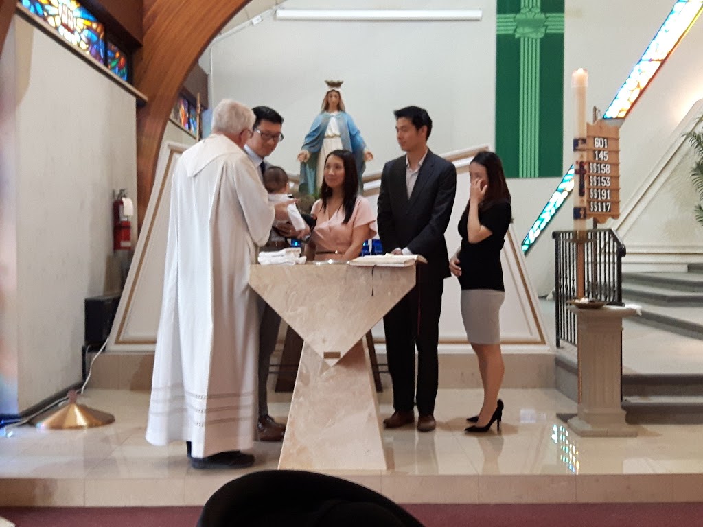 Our Lady Queen of the World Parish | 10411 Bayview Ave, Richmond Hill, ON L4C 3P2, Canada | Phone: (905) 884-7006