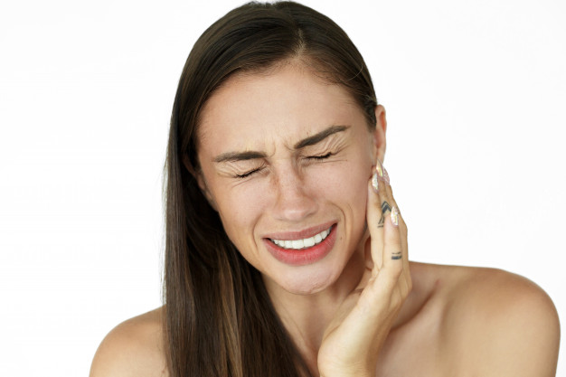 Emergency Dentist North | 12522A 132 Ave NW, Edmonton, AB T5L 3P9, Canada | Phone: (587) 400-3982