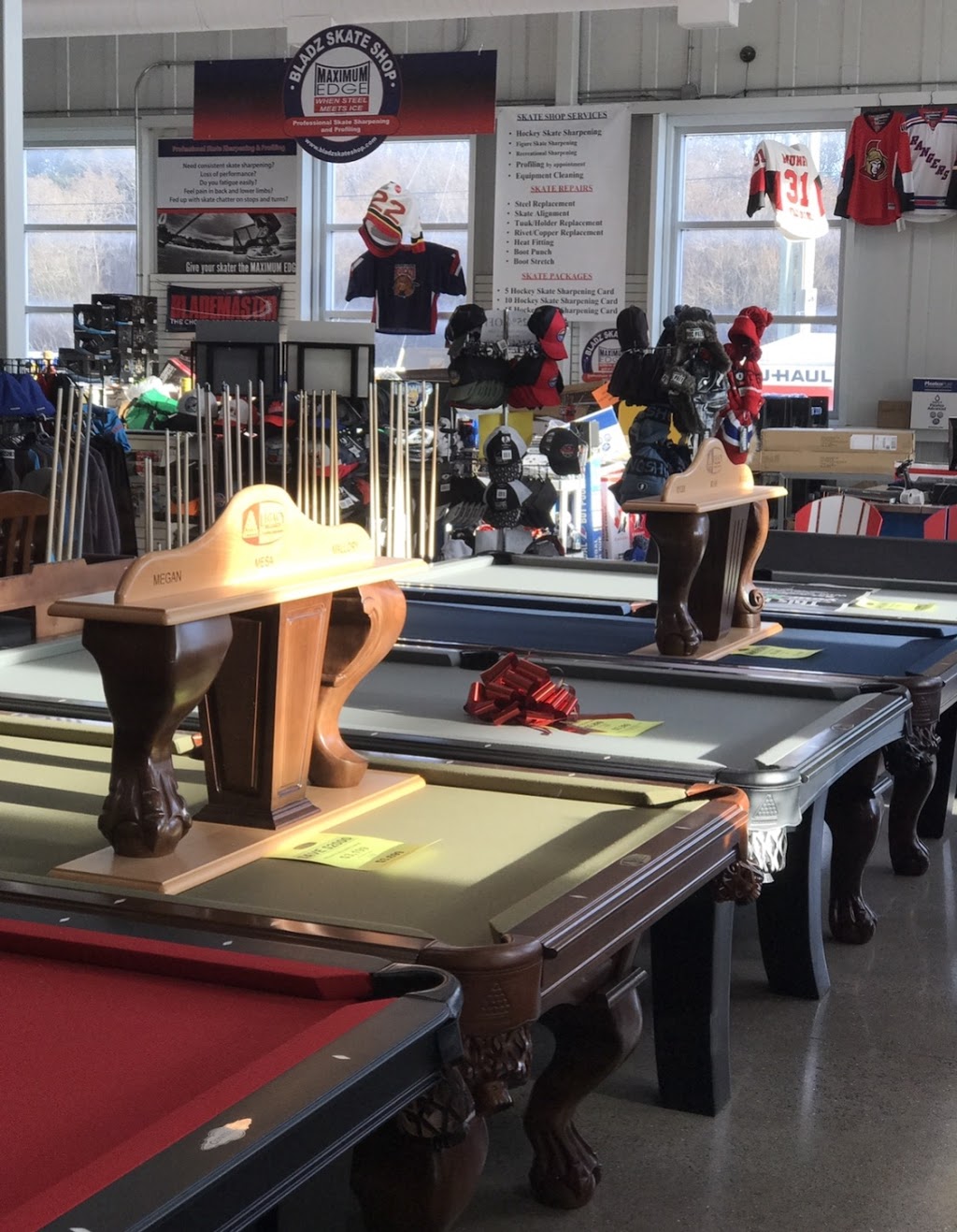 Bladz Skate Shop Belleville (Aqua Bay) | Inside Aqua Bay, 223 Cannifton Rd N Suite 2, Cannifton, ON K0K 1K0, Canada | Phone: (613) 962-2415