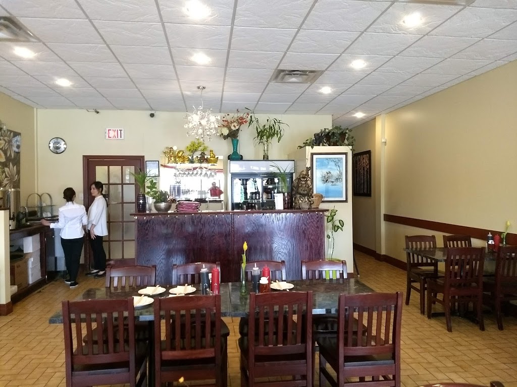Phở Moonlight | 442 Hazeldean Rd, Kanata, ON K2L 1V2, Canada | Phone: (613) 836-6658