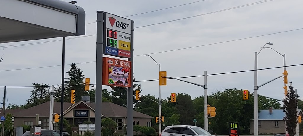 Arnprior Shopping Centre | 375 Daniel St S, Arnprior, ON K7S 3G8, Canada | Phone: (613) 622-1551