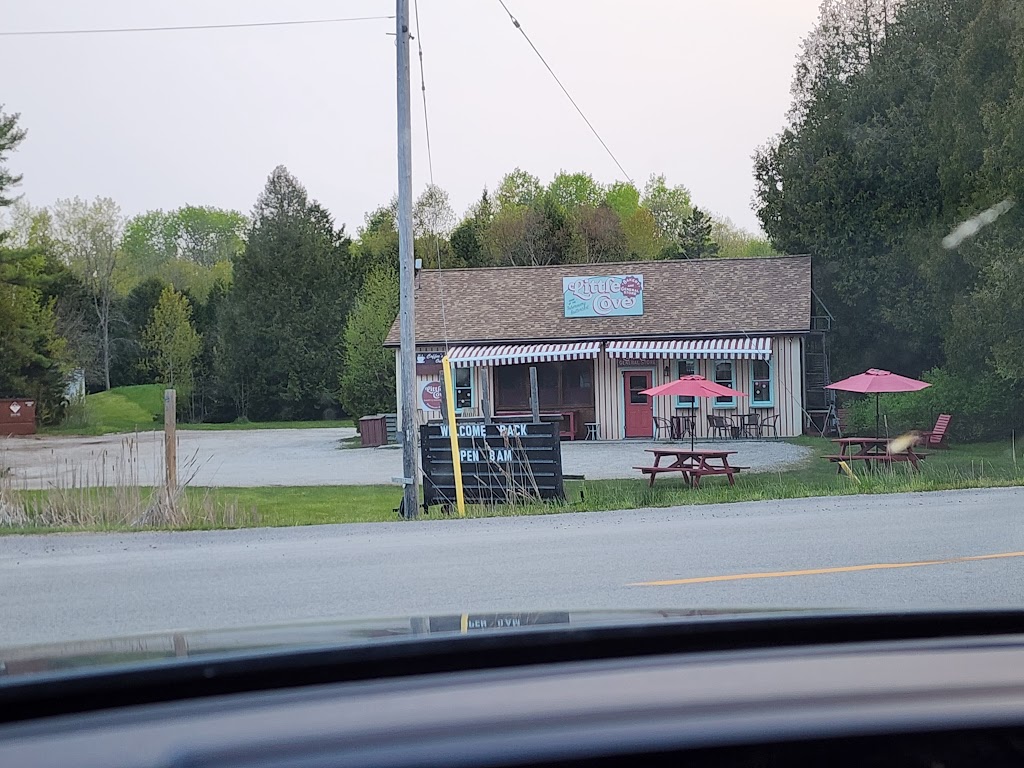 Little Cove Bakery | 4 Warner Bay Rd, Tobermory, ON N0H 2R0, Canada | Phone: (519) 596-8399