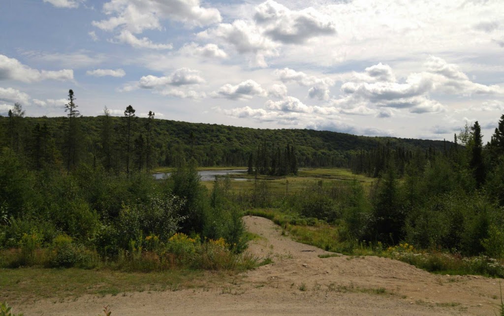 Domaine du Lac Galette | Chemin du Lac de la Galette, Notre-Dame-de-Montauban, QC G0X 1W0, Canada | Phone: (418) 326-0786