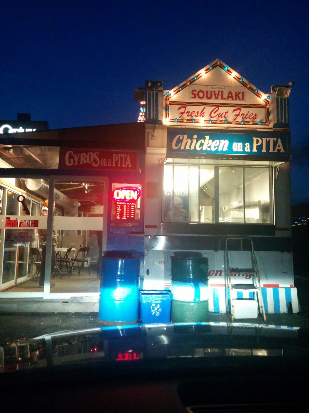 The Souvlaki guy | 867 Dundas St, Woodstock, ON N4S 1G8, Canada | Phone: (519) 537-6253