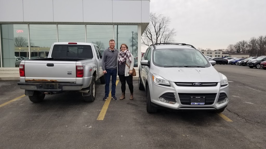 Progressive Ford Sales Inc. | 6975 Base Line, Wallaceburg, ON N8A 5J6, Canada | Phone: (519) 627-3400