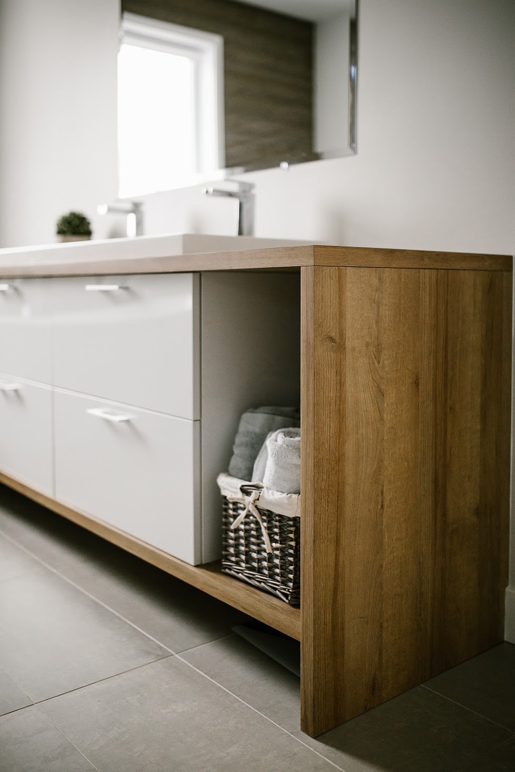 ABEL design | 399 Boulevard de Sainte-Adèle, Sainte-Adèle, QC J8B 2N1, Canada | Phone: (450) 821-0640