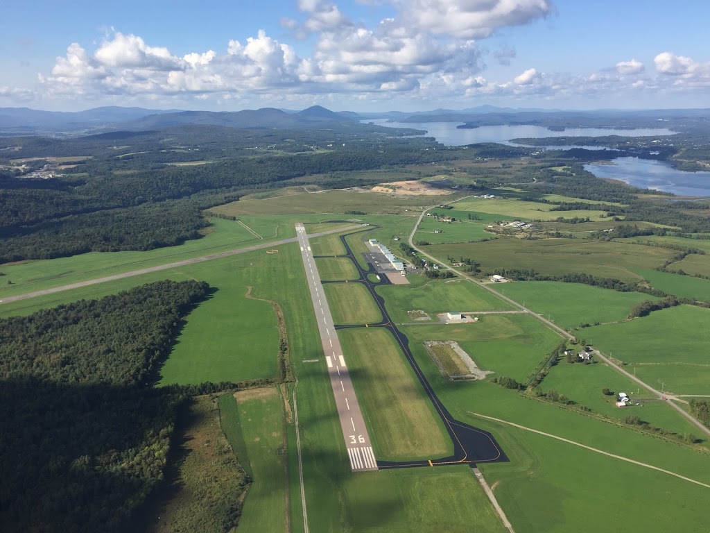 Northeast Kingdom International Airport | 2628 Airport Rd, Newport, VT 05855, USA | Phone: (802) 334-5001