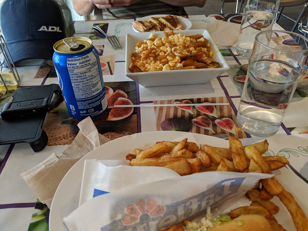 Restaurant Chez Clou Enr | 489 Chem. de la Réserve, Chicoutimi, QC G7J 3N7, Canada | Phone: (418) 545-8529
