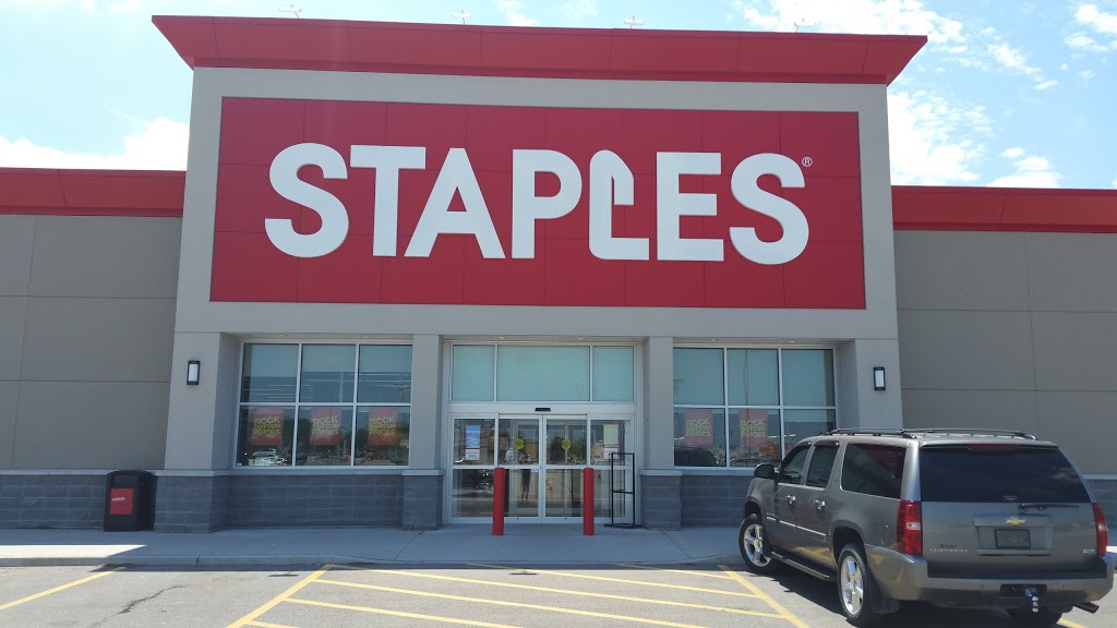 Staples | 788 St Clair St, Chatham-Kent, ON N7L 0E8, Canada | Phone: (519) 360-1344