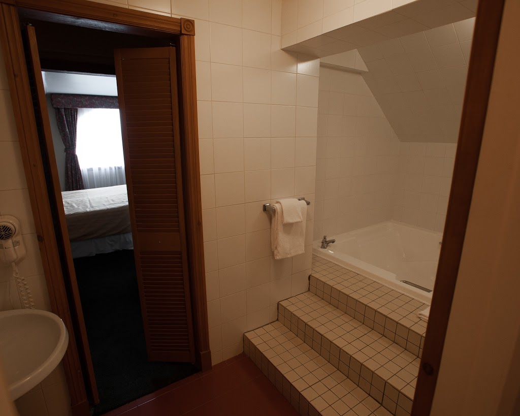 Hôtel Le Chantecler | 1474 Chemin du Chantecler, Sainte-Adèle, QC J8B 1A2, Canada | Phone: (450) 229-3555