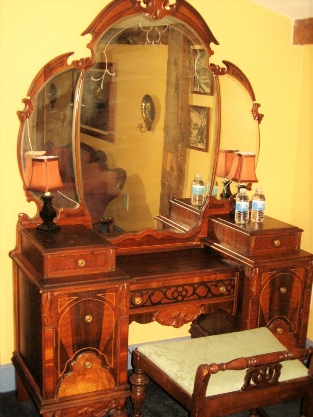 Harsens Island Bed and Breakfast | 265 Monroe Blvd, Harsens Island, MI 48028, USA | Phone: (586) 205-0779