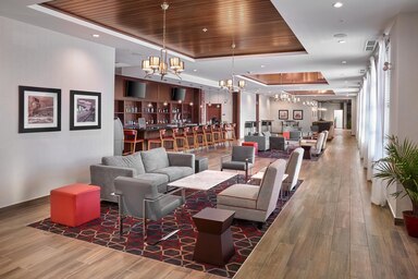 Fourpoints West Restaurent | 18540 100 Ave NW, Edmonton, AB T5S 0K6, Canada | Phone: (780) 244-8355