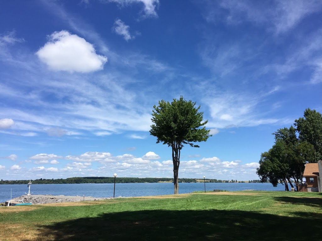 Island Shadows Mobile Home Park | 33379 NY-12E, Cape Vincent, NY 13618, USA | Phone: (315) 654-3384