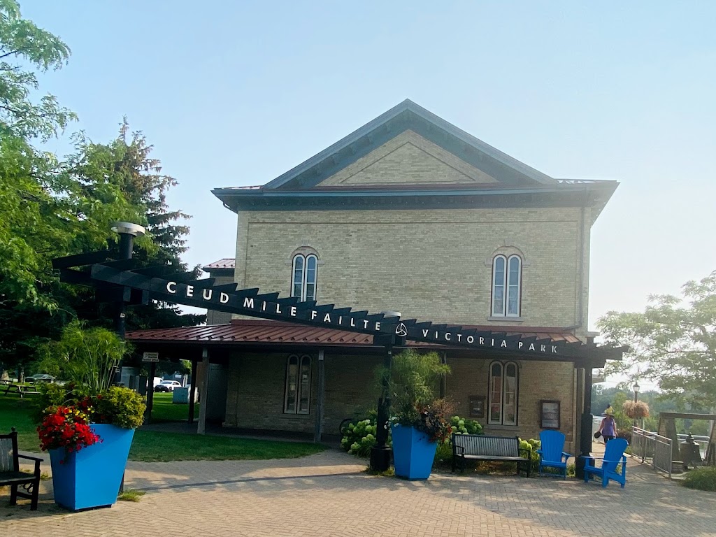 Victoria Park Gallery | 707 Queen St, Kincardine, ON N2Z 1Z9, Canada | Phone: (519) 396-6699
