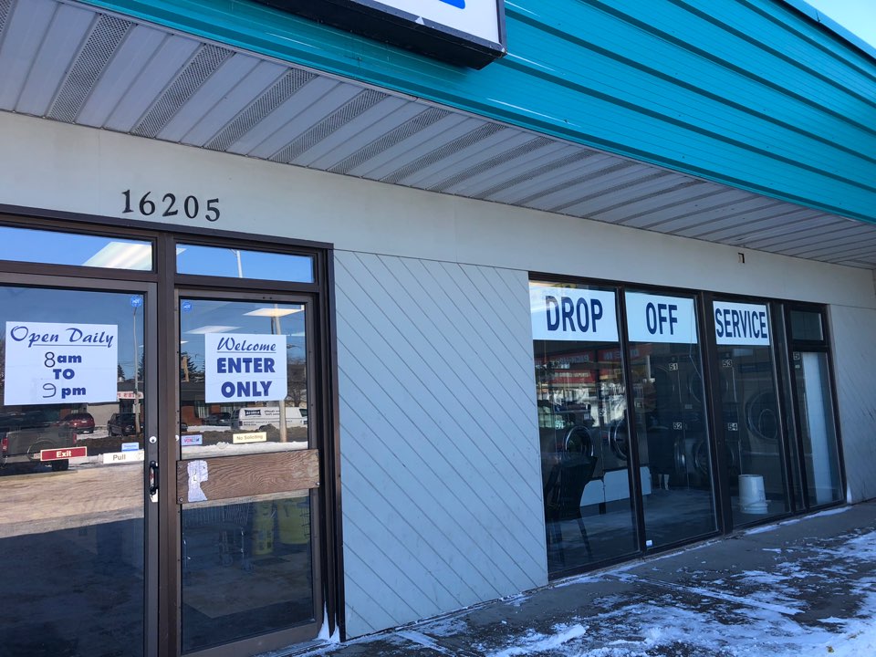 Carmels Laundry | 16205 Stony Plain Rd, Edmonton, AB T5P 4A3, Canada | Phone: (780) 484-9547