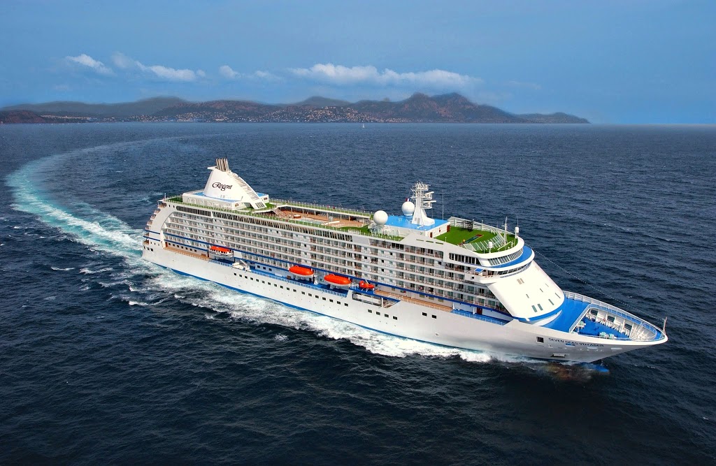 Cruise Holidays of Clarkson | 1739 Lakeshore Rd W, Mississauga, ON L5J 1J4, Canada | Phone: (905) 855-1700