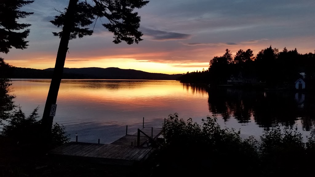 North Country Lodge & Cabins | 145 Beach Rd, Pittsburg, NH 03592, USA | Phone: (603) 538-6521