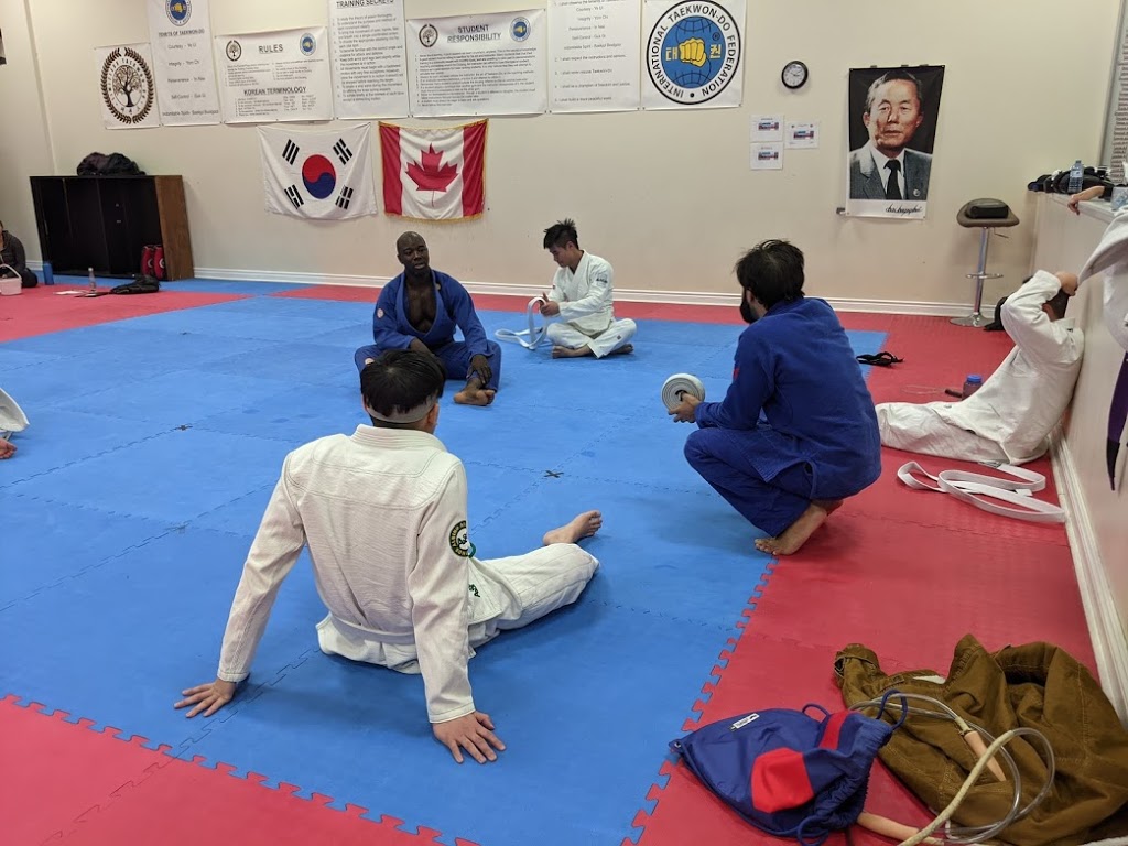 Legacy Stronghold | 3410 Semenyk Ct Unit #8, Mississauga, ON L5C 4P8, Canada | Phone: (647) 567-1314