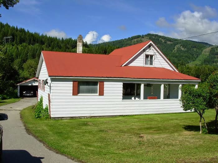Ron Woods & Tammy Schembri Realtors | 1815b Central Ave, Grand Forks, BC V0H 1H0, Canada | Phone: (250) 442-7636