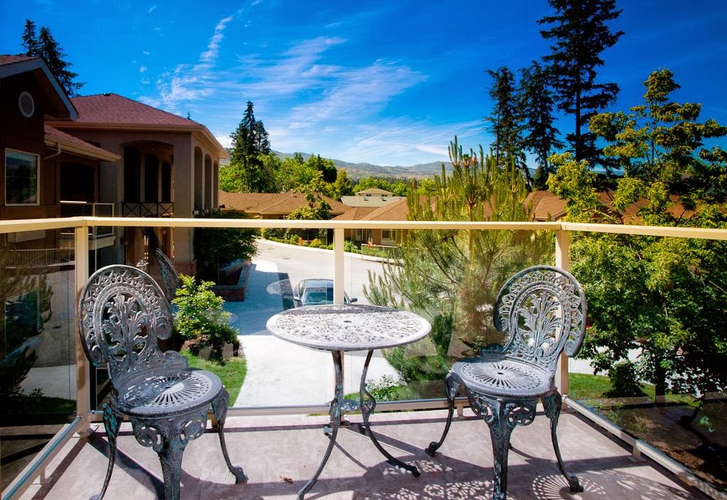 Mission Villas | 4433 Gordon Dr, Kelowna, BC V1W 1S9, Canada | Phone: (250) 764-8088