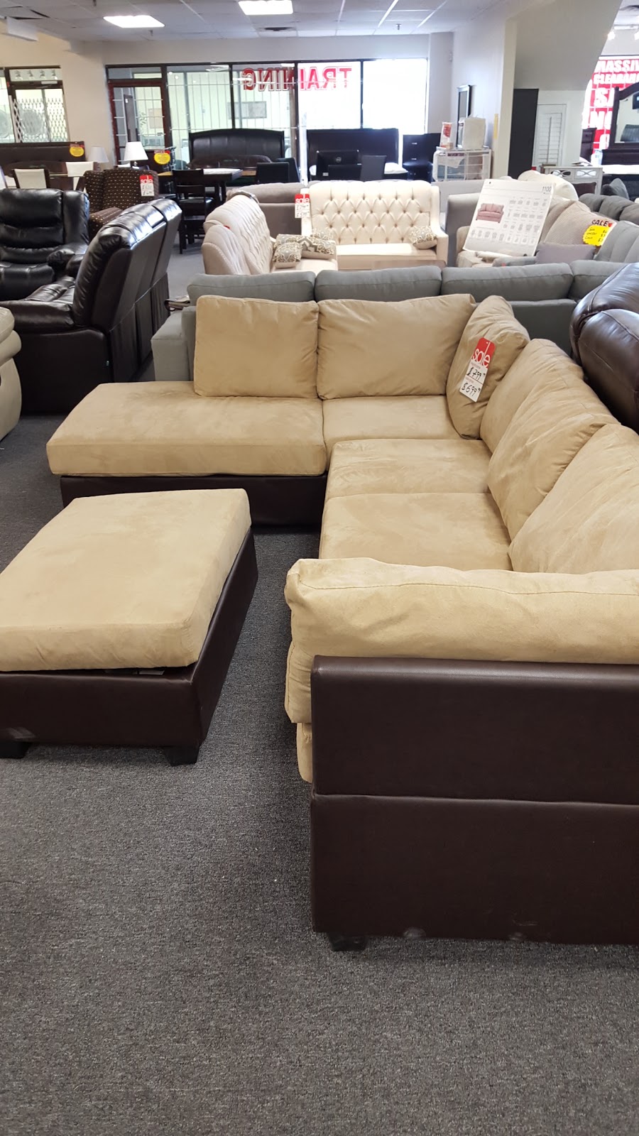 Mega Furniture Trends | 3750 Lawrence Ave E, Scarborough, ON M1G 1R1, Canada | Phone: (416) 431-0500