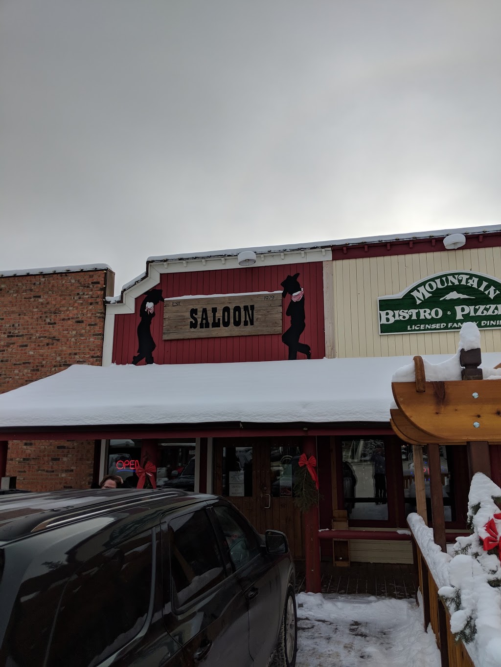 Mountain Bistro & Pizzeria | 7 Balsam Ave, Bragg Creek, AB T0L 0K0, Canada | Phone: (403) 949-3800
