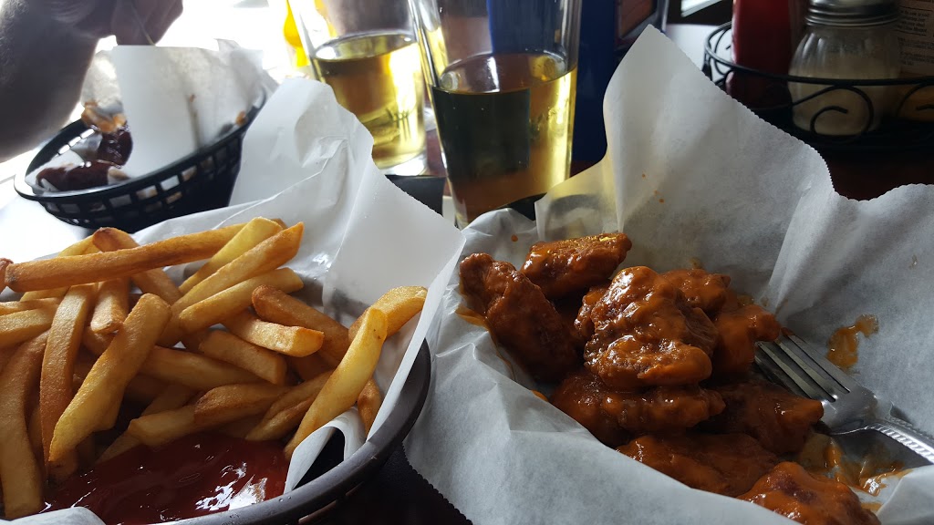 Blue Water Sports Bar & Grill | 8 N Ridge Rd, Port Sanilac, MI 48469, USA | Phone: (810) 622-0176