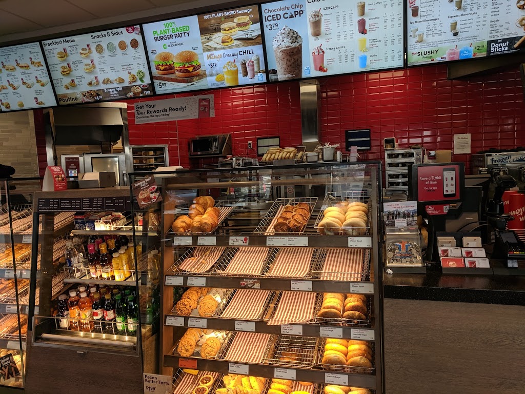 Tim Hortons | 3 Sarjeant Dr, Barrie, ON L4N 4V9, Canada | Phone: (705) 739-4811