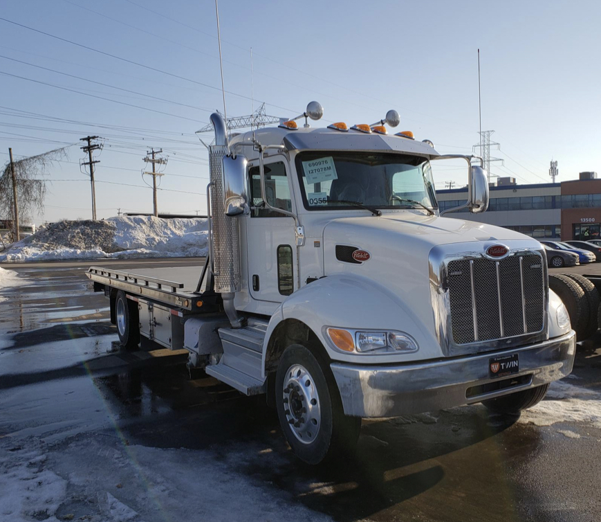 Towing Chomedey | CP 51024 CP CLEROUX, Laval, QC H7T 2Z3, Canada | Phone: (450) 241-0533