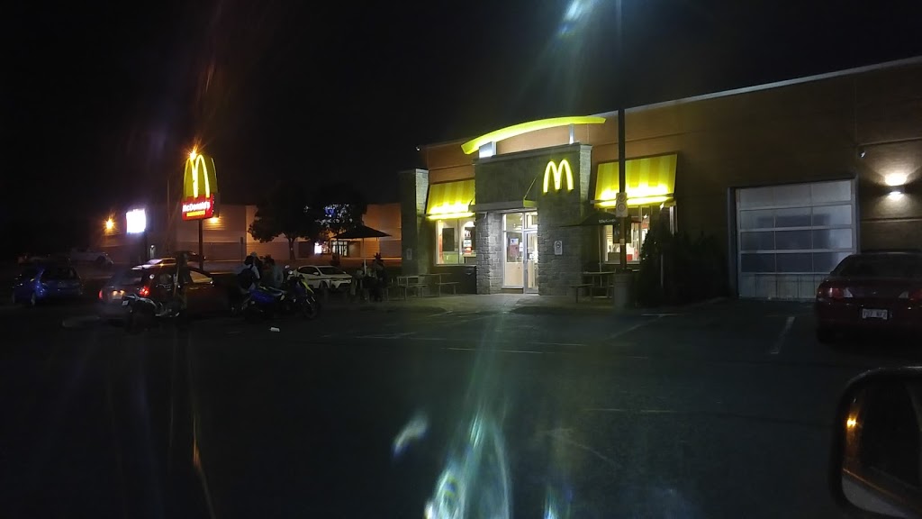 McDonalds | 8000 Avenue des Églises, Charny, QC G6X 1X4, Canada | Phone: (418) 832-2962