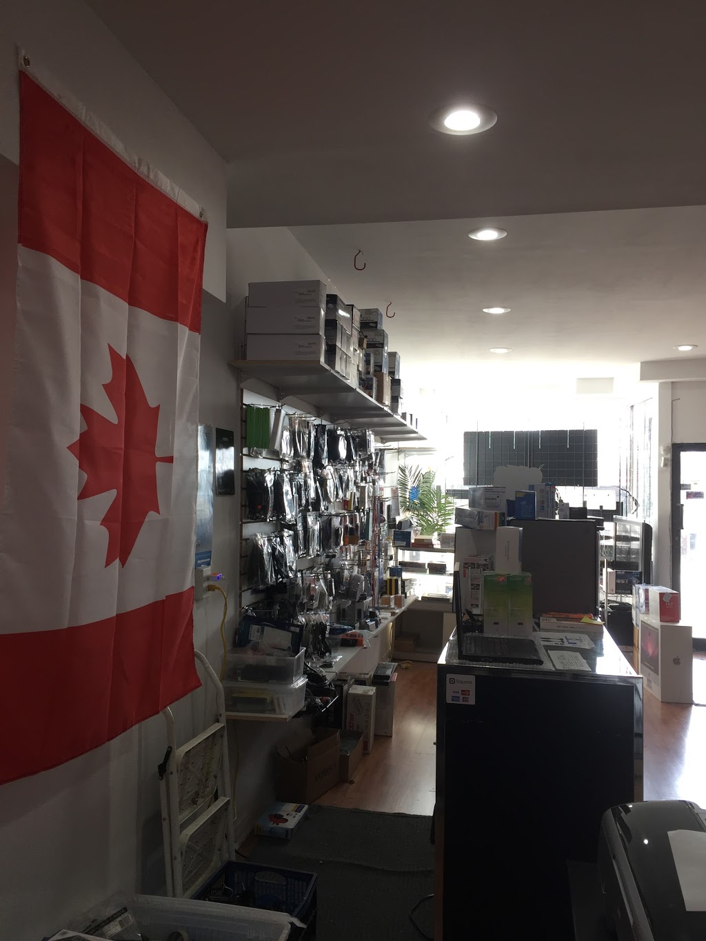 TWM Compu Age | 2444 Lake Shore Blvd W, Etobicoke, ON M8V 1C5, Canada | Phone: (416) 777-9996