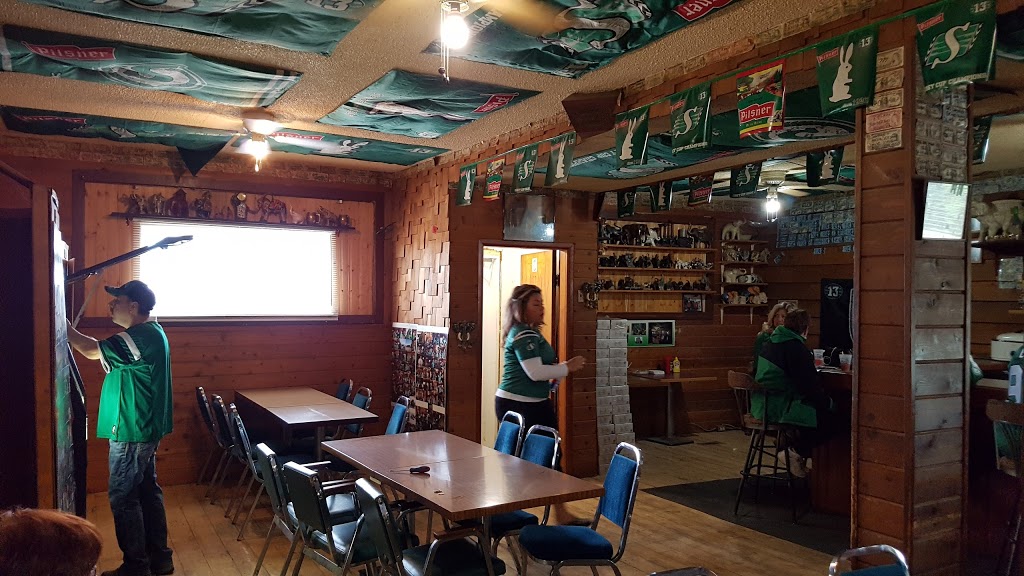 Aylesbury Hotel | 320 Main St, Aylesbury, SK S0G 0B0, Canada | Phone: (306) 734-2928