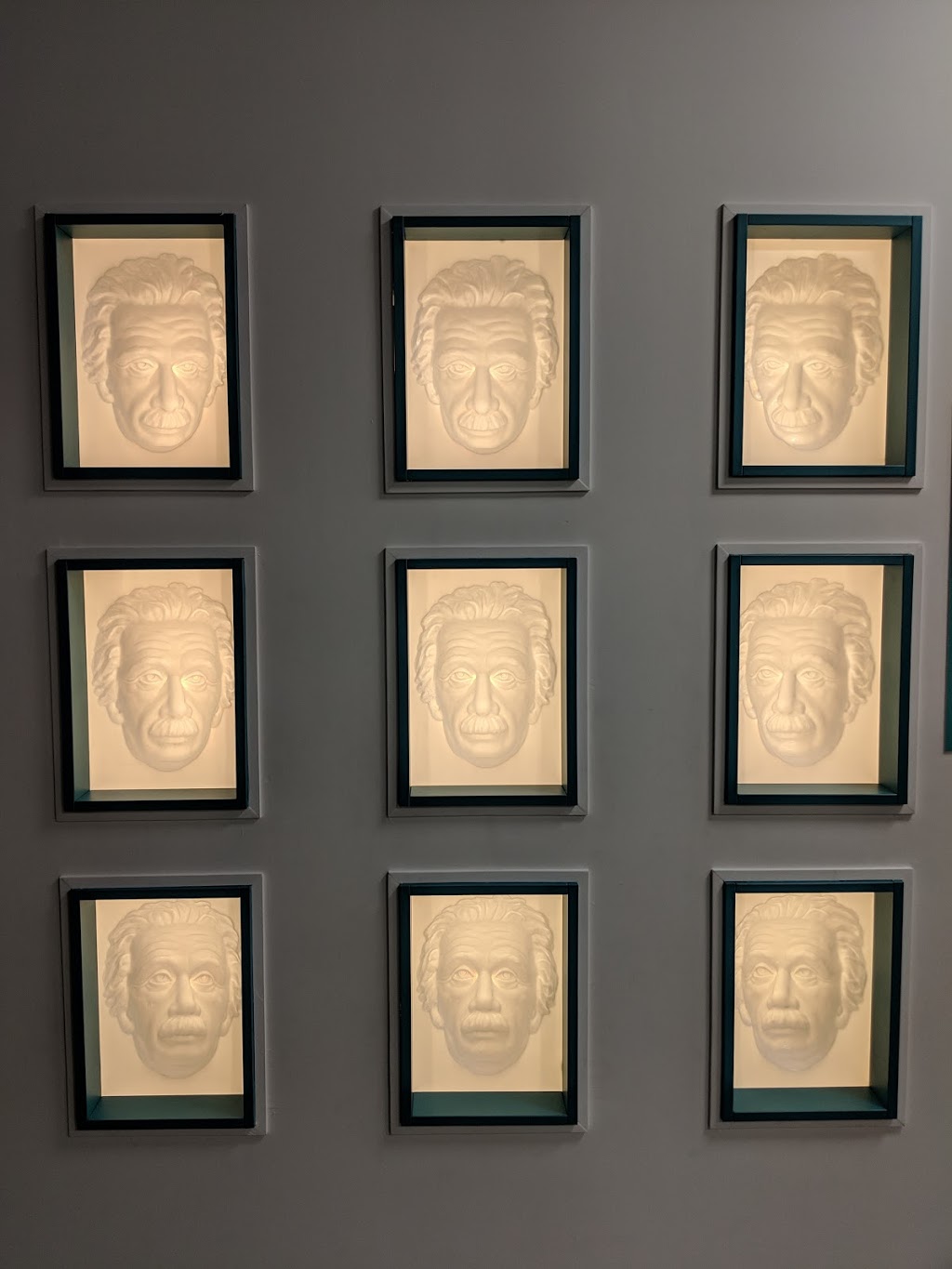Museum of Illusions | 132 Front St E, Toronto, ON M5A 1E2, Canada | Phone: (416) 889-2285