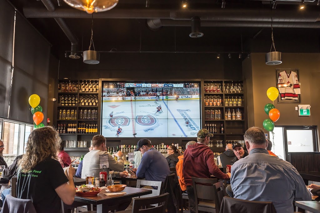 Portly Piper Pub Oshawa | 557 King St E, Oshawa, ON L1H 1G3, Canada | Phone: (905) 240-9100